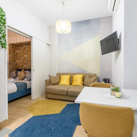 Appartamento Via Visconti Rom Exteriör bild