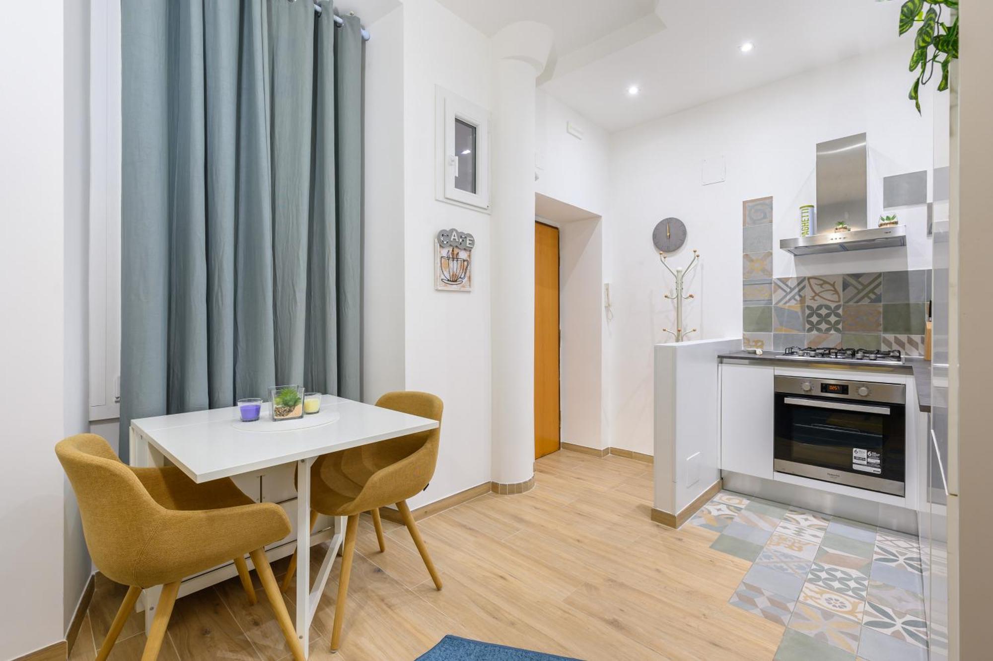 Appartamento Via Visconti Rom Exteriör bild